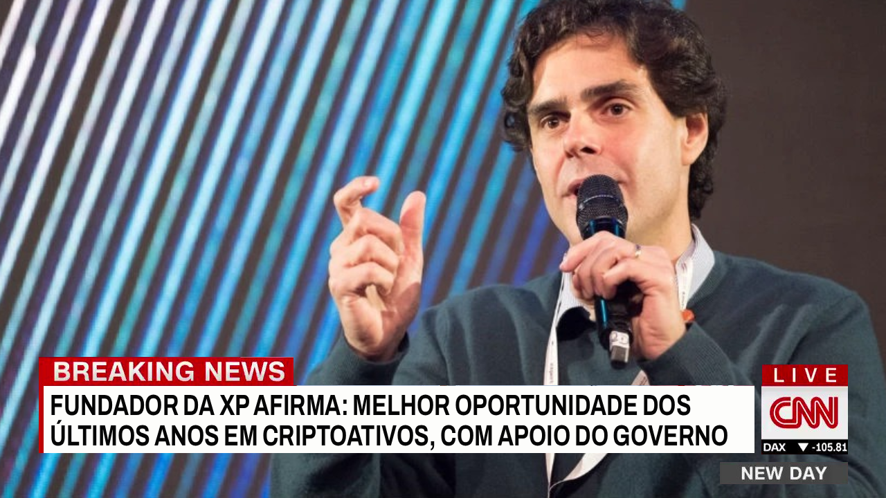 Jornal com notícia sobre nova lei de crédito